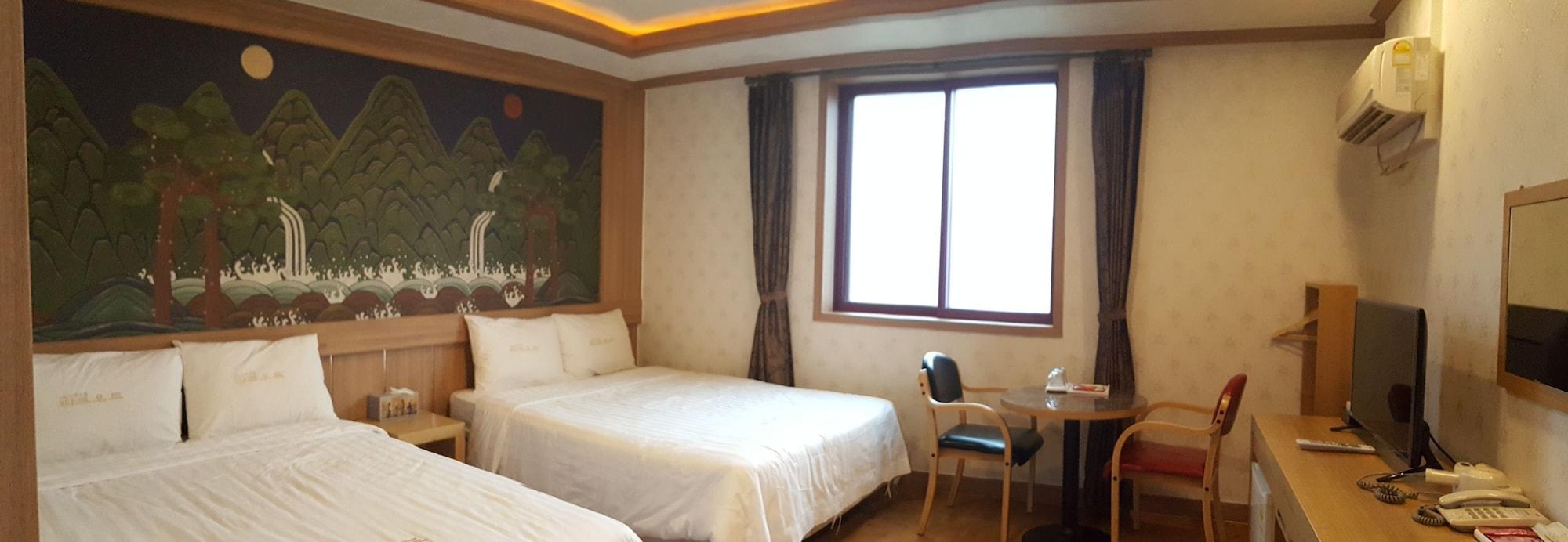 Hotel Parkwood Incheon Airport Bagian luar foto