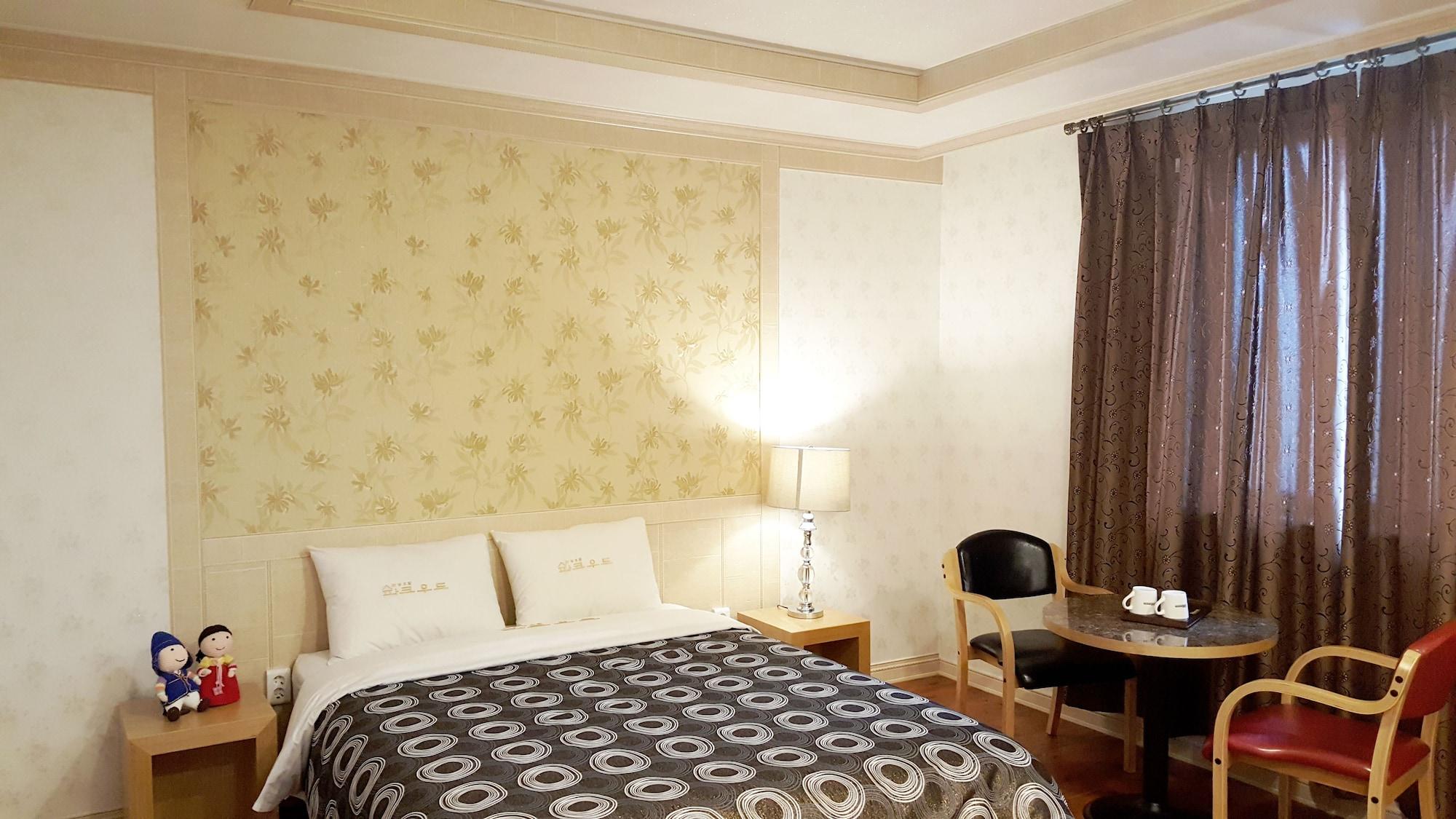 Hotel Parkwood Incheon Airport Bagian luar foto