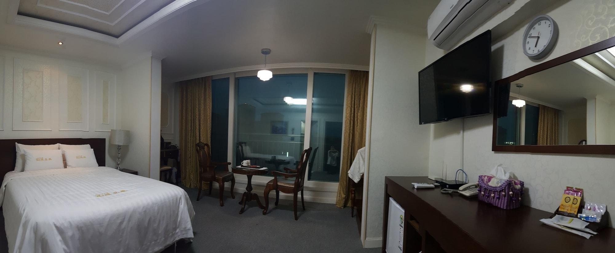 Hotel Parkwood Incheon Airport Bagian luar foto