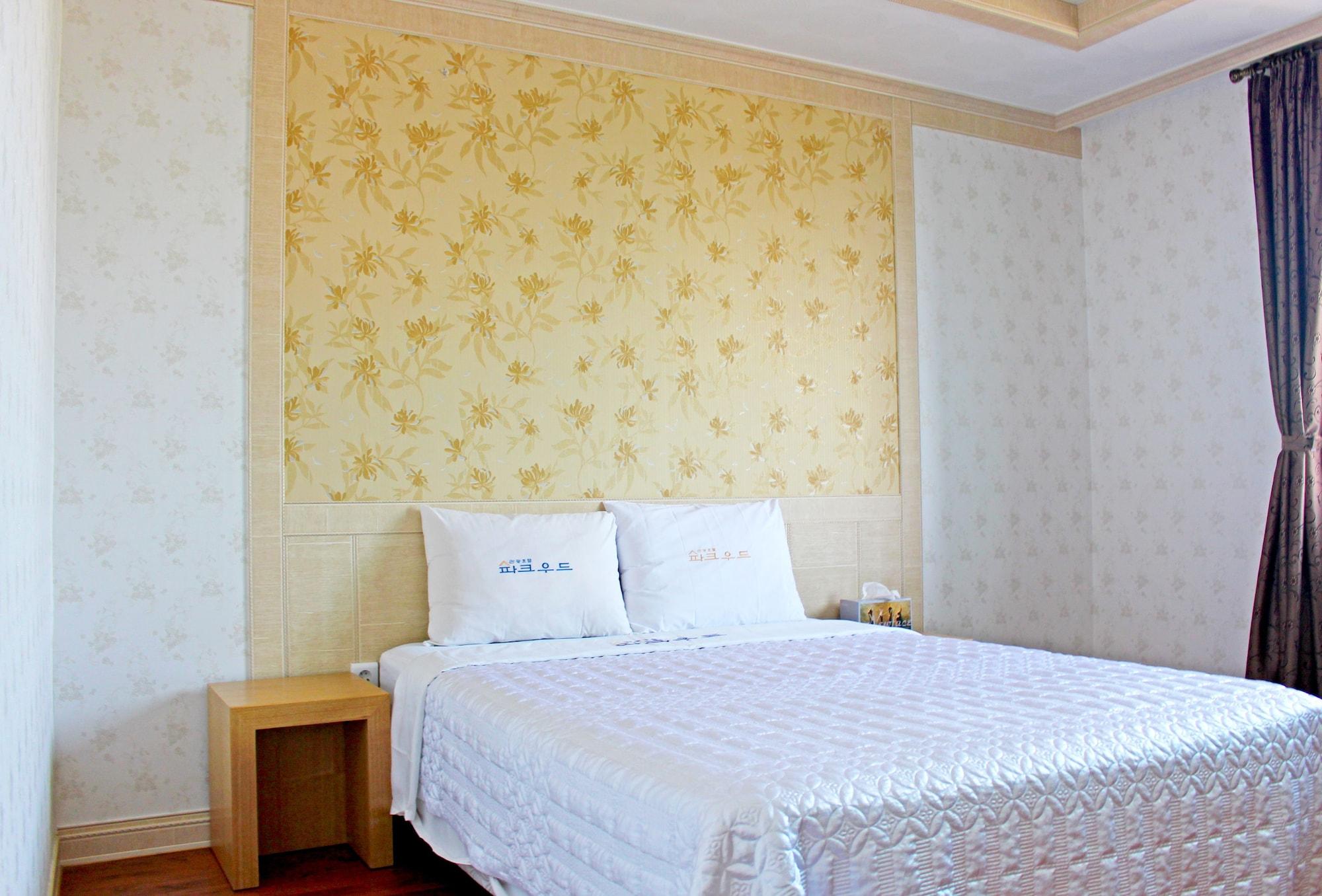 Hotel Parkwood Incheon Airport Bagian luar foto