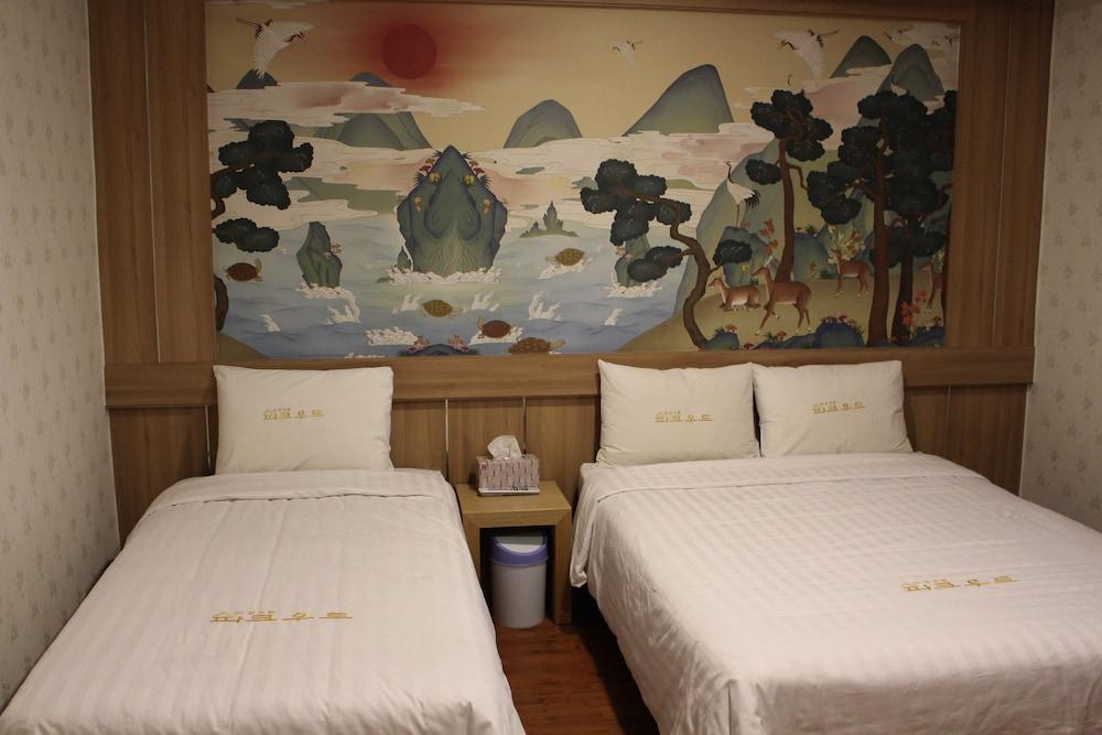 Hotel Parkwood Incheon Airport Bagian luar foto