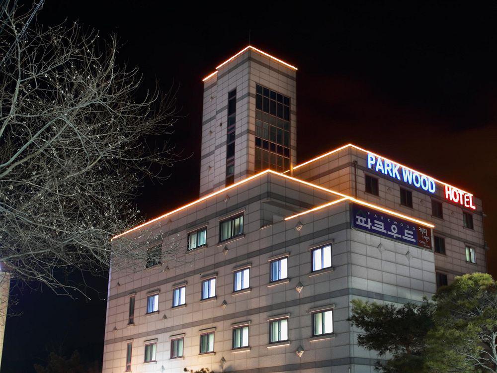 Hotel Parkwood Incheon Airport Bagian luar foto